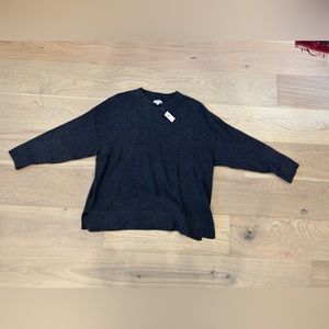 Never worn Aerie knit sweater